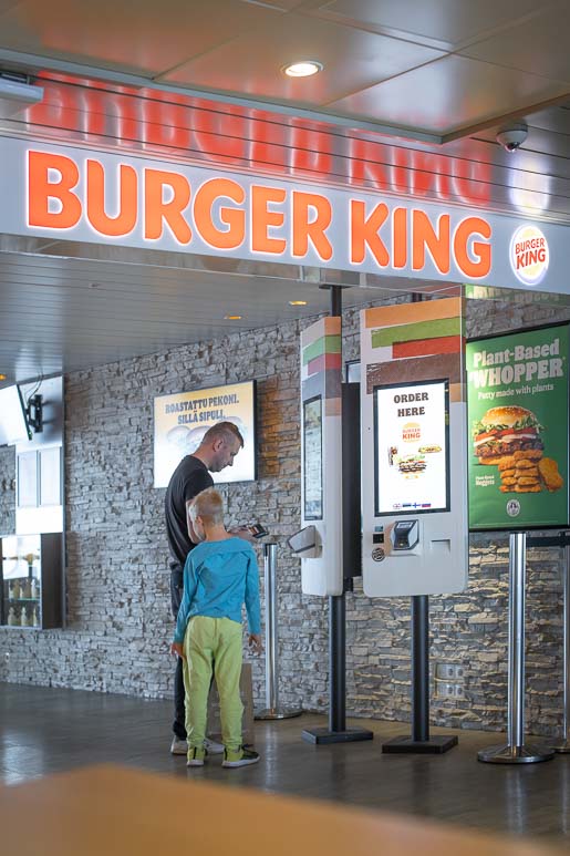 Burger King Tallinnan laivalla