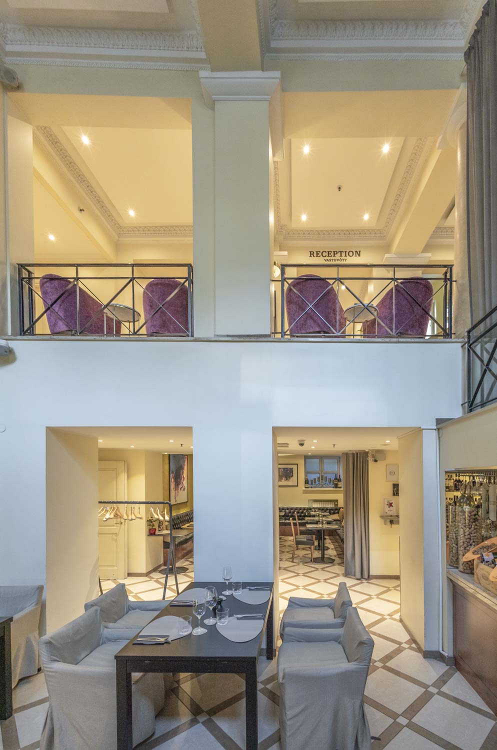 Mix-ravintola ja My City Hotel Tallinnassa