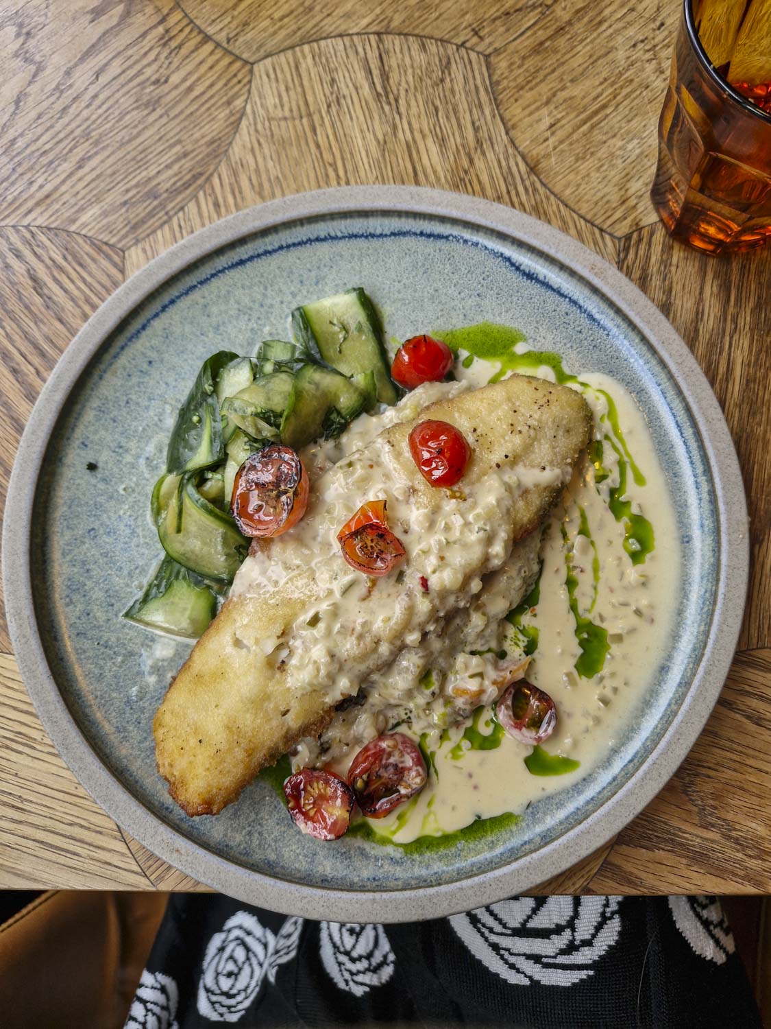 Arkilounas laaturavintolassa: Pegasus